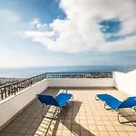 Monte Vista Hermosa Villa *